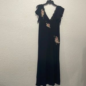VINTAGE OSCAR DE LA RENTA BLACK DRESS LIGHTWEIGHT EMBROIDERY &LACE V NECK M